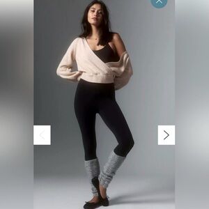 Anthropologie Luxe Balletcore Deep V Sweater Cream
Soft Wrap Sweater sz X-Small